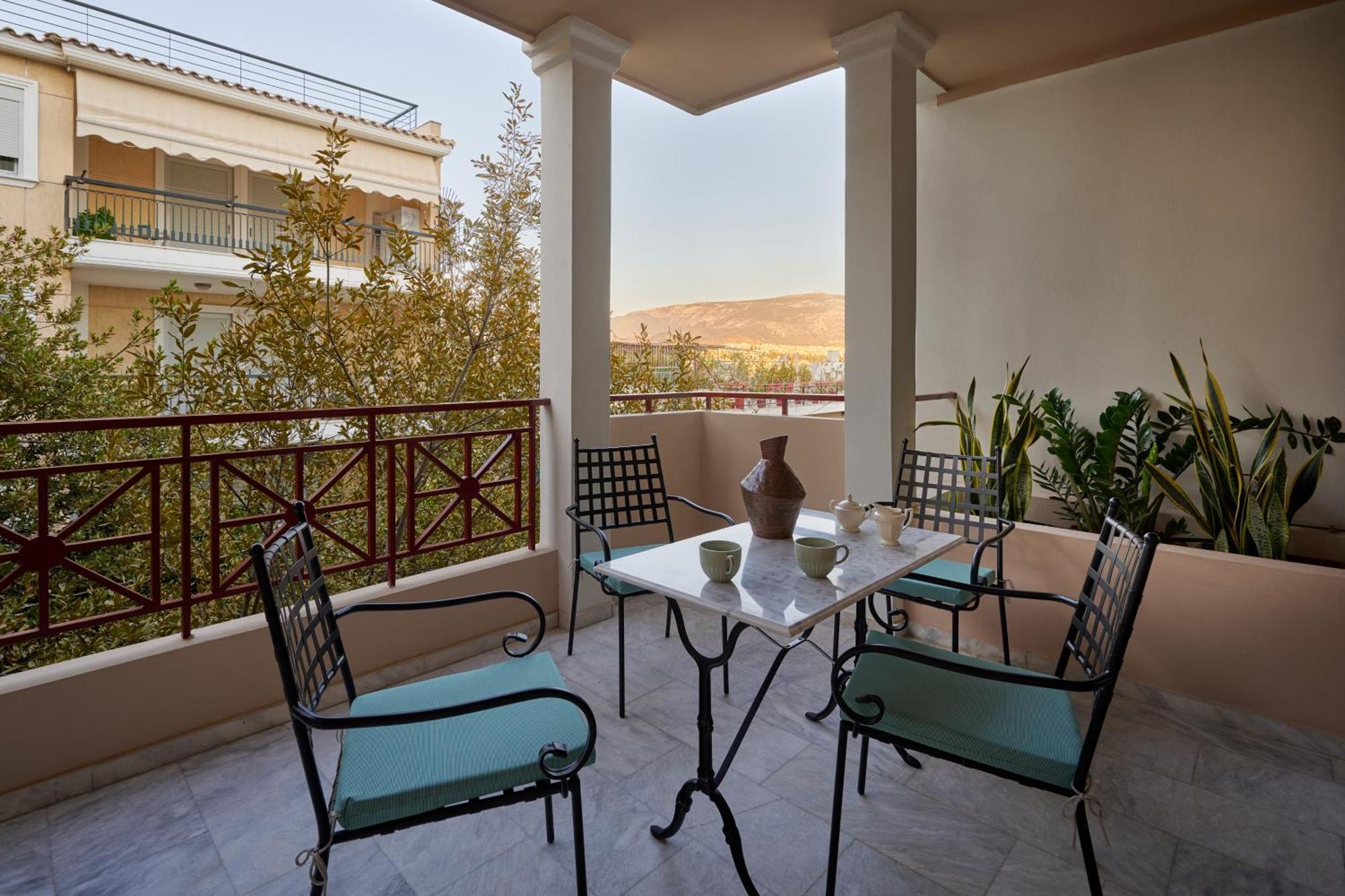 Rastoni Acropolis Uniquely Located Stylish Apartments Athen Eksteriør billede